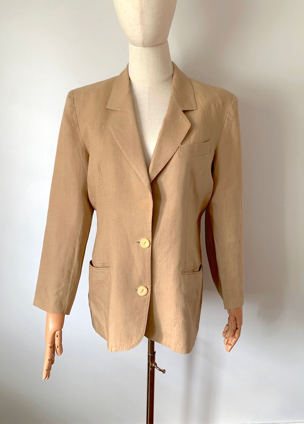 Thumbnail: Italian Vintage 100% Pure LINEN Camel Blazer