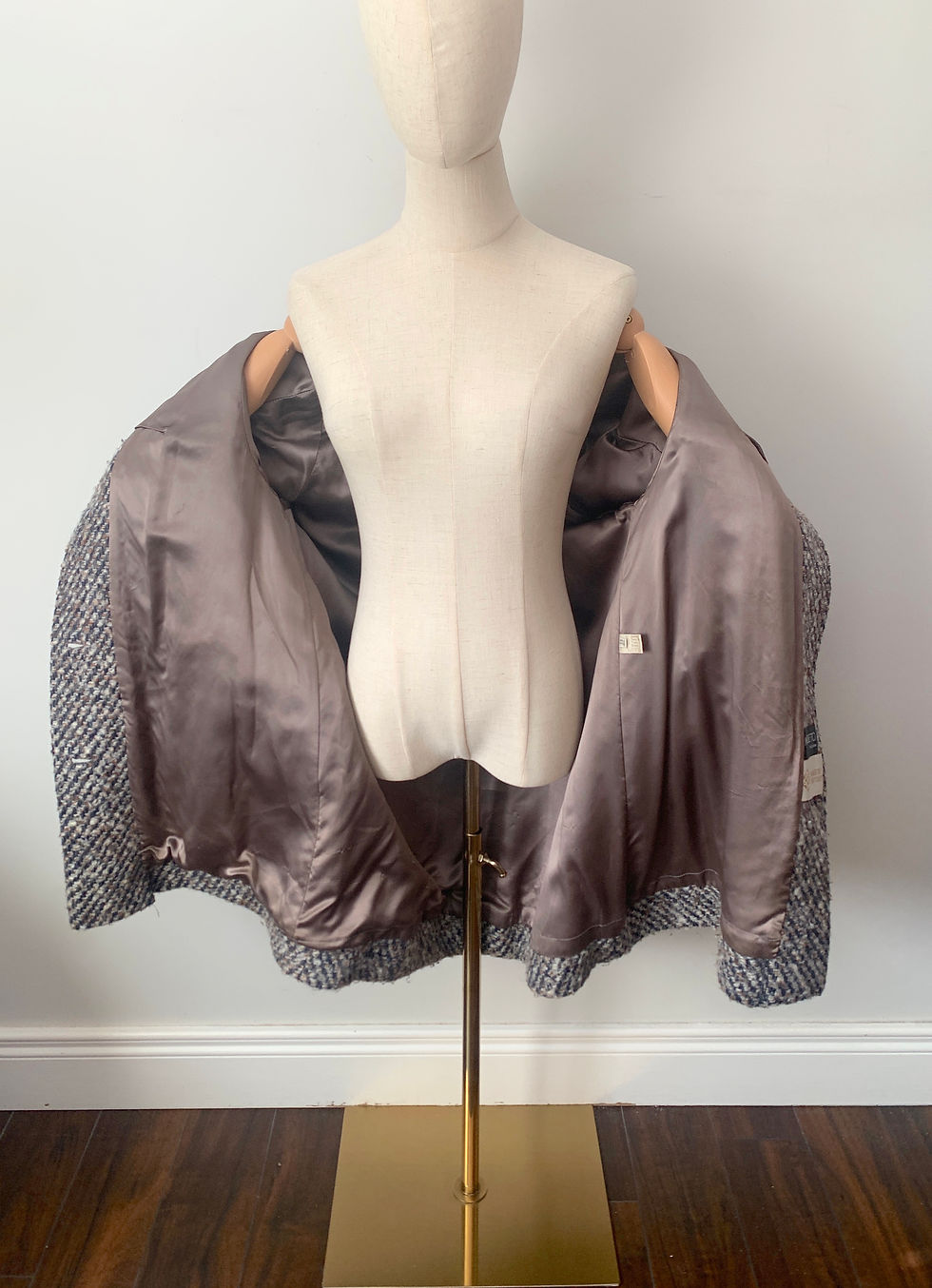 Thumbnail: Vintage 100% Pure Wool Collared Tweed Coat