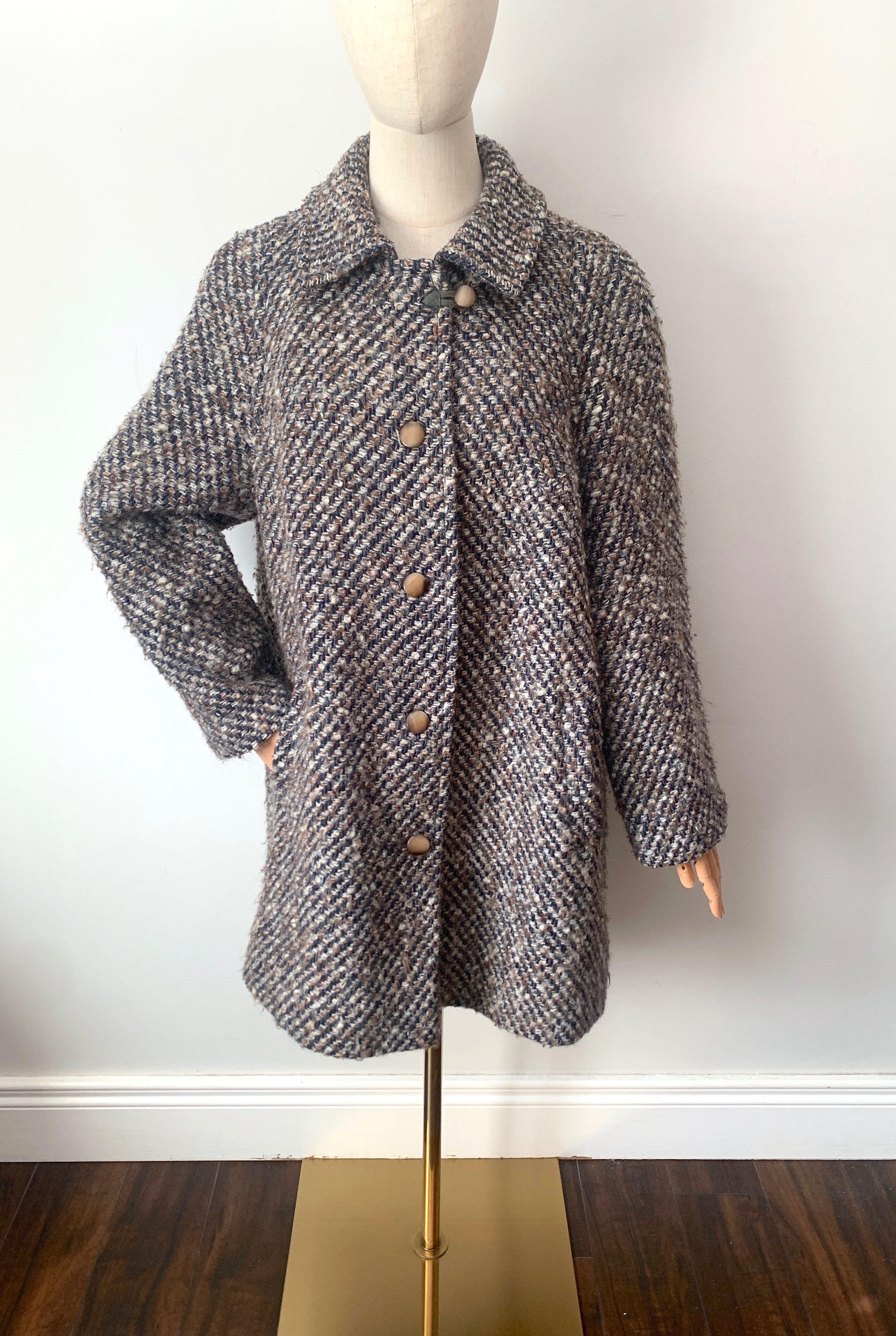 Vintage 100% Pure Wool Collared Tweed Coat