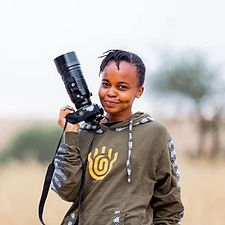 LAURACLARA COSMAS.jpg