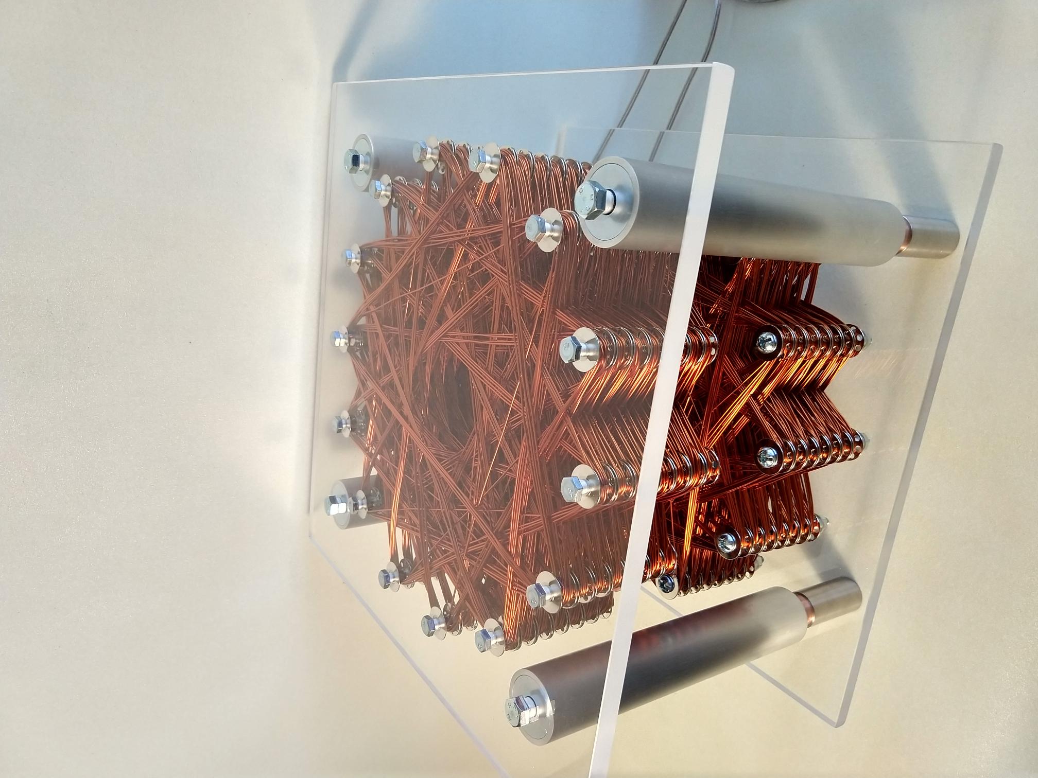 The Cube Plexi with L2 Bed detail