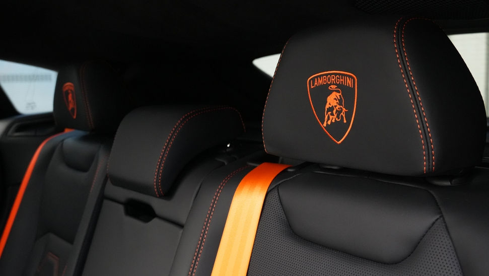 Lamborghini Urus SE Prod 2026 available