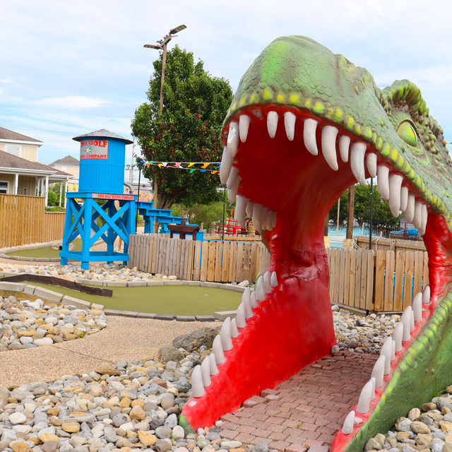 【『☆mk☆プロフ必読』 】Dinosディノス/Gulf デスク 125TH STREET DINO GOLF & MINING COMPANY | Nick's Mini Golf