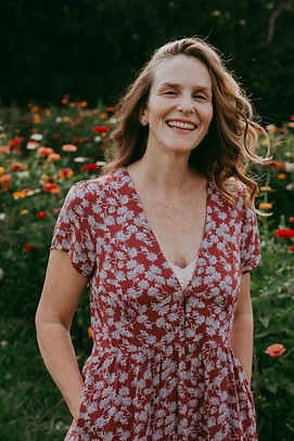 Julia-Romano_headshot-zinnia (1).jpg