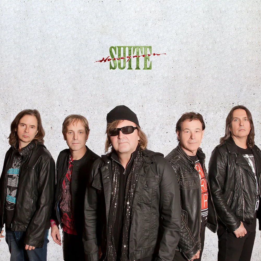 honeymoonsuite.webp
