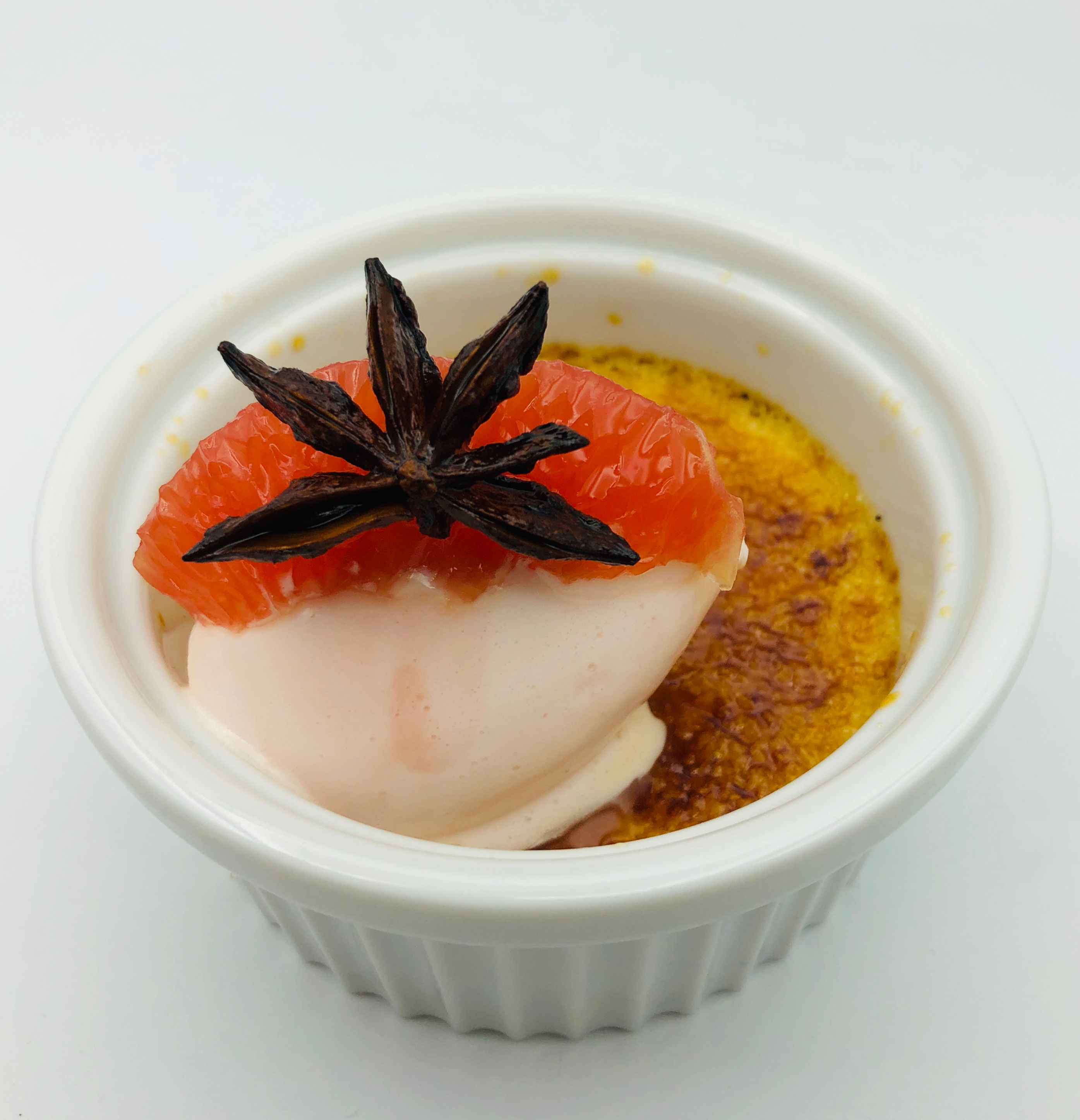 Creme brûlée cu rozmarin | sorbet de grapefruit cu Aperol - 10:42 video