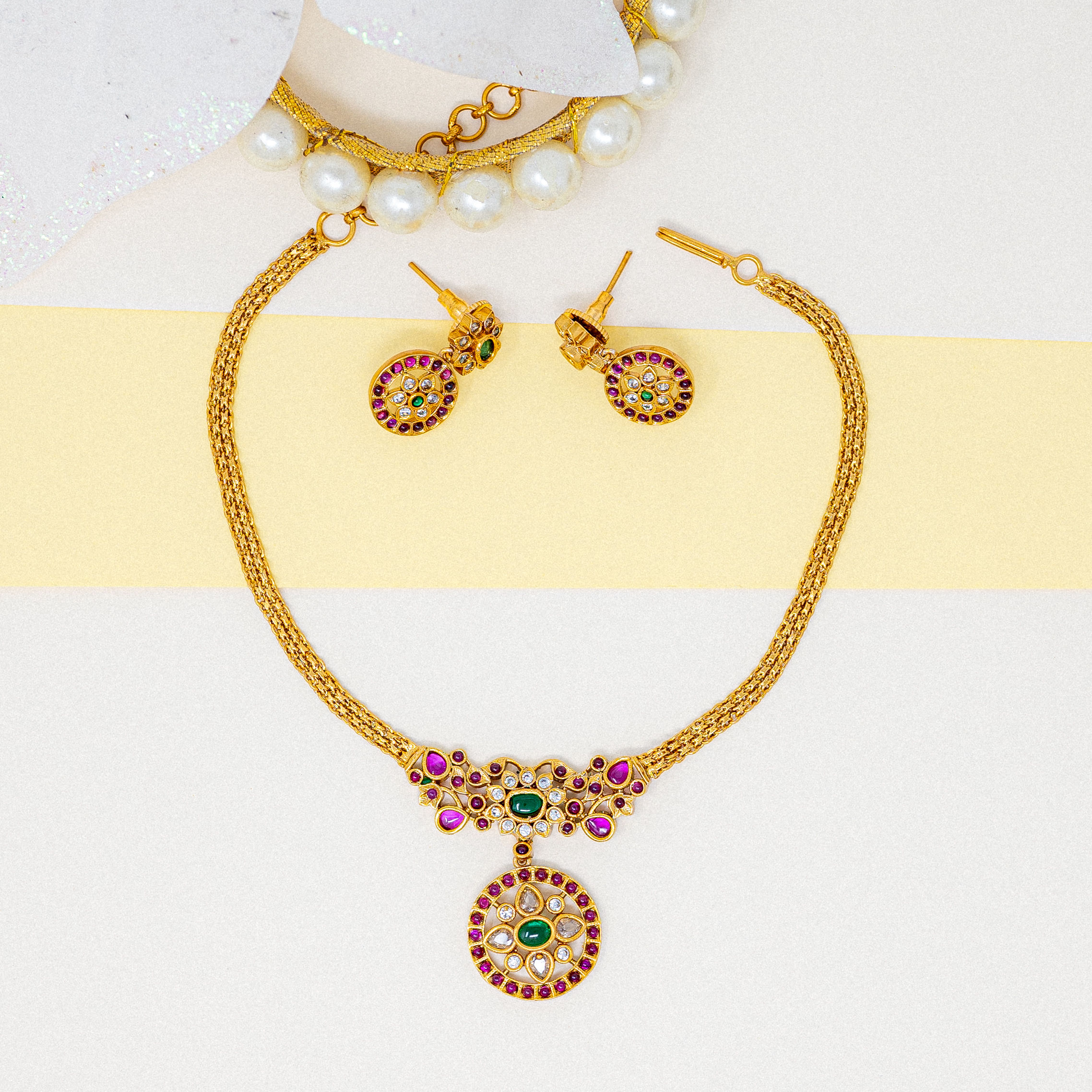 Multi Stone Butta coin Neckpiece
