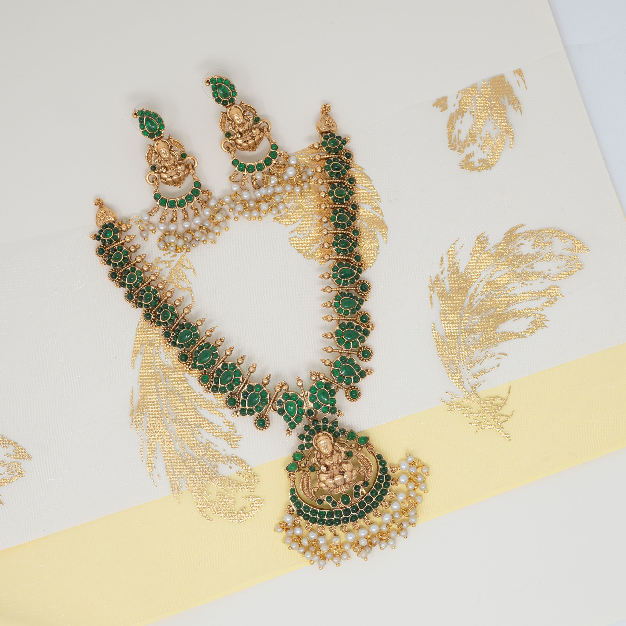 Green Stone Mango Lakshmi Short Neckpiece