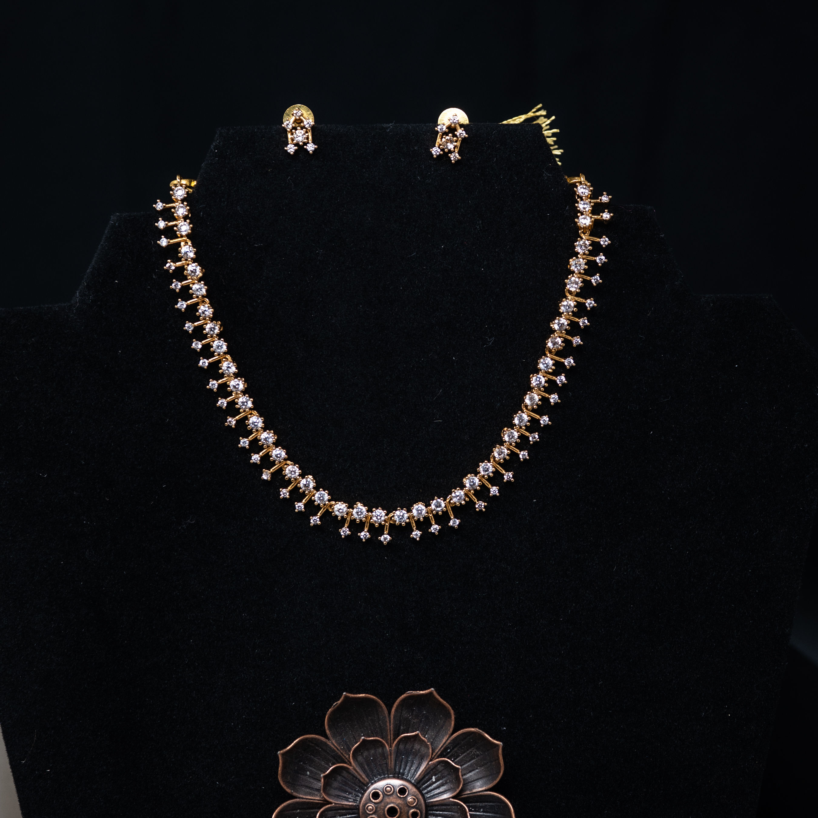 Star Statement American Diamond Neckpiece