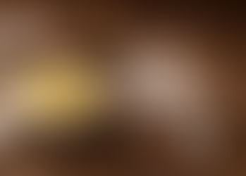 Creamy garlic mashed potatoes in a rustic bowl drizzled with golden garlic oil and herbs, set on a wooden table with text reading “Garlic Mashed Potatoes – Bloom the seasoning first.”