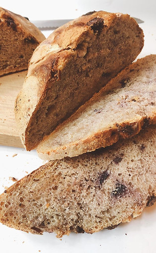 Pan de Cereza con Chocolate