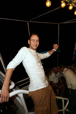 15082015 Summerclosing LB0271