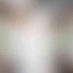 Relaxed and Beautiful: Bride Getting Ready Photos You’ll Love