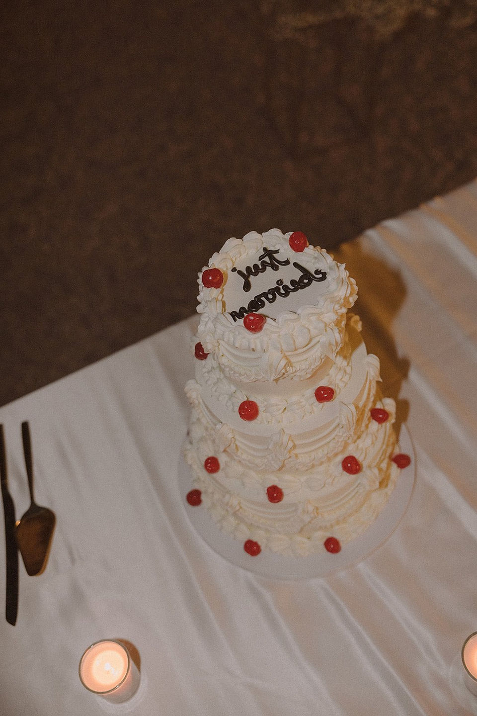 vintage-style-wedding-cake