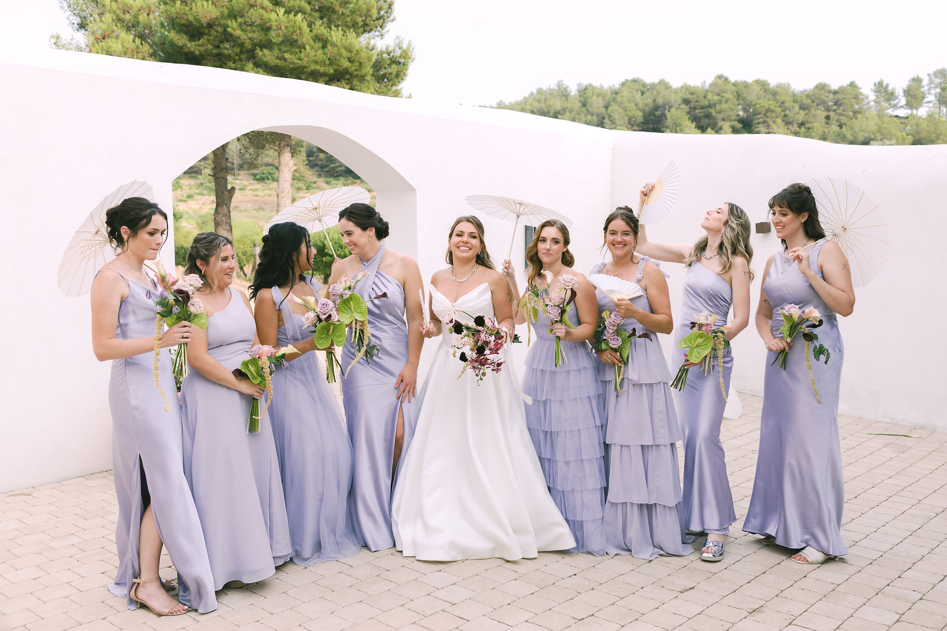bridesmaids-destination-weddings-in-catalunya
