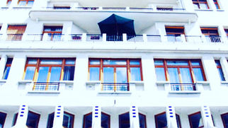 Un vrai vaisseau amiral caché dans Paris