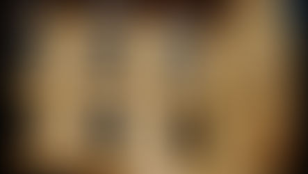 Un vrai château, une reine et un dragon cachés dans Paris