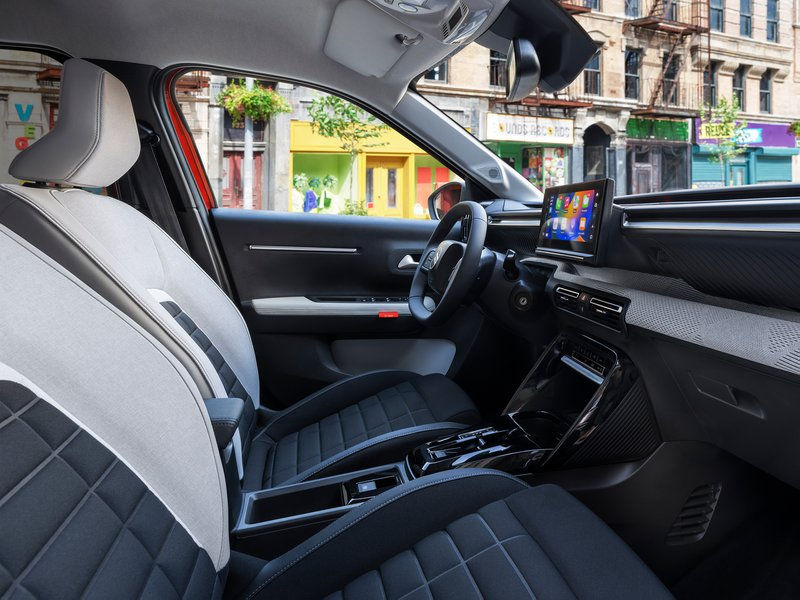 Miniatura: Citroën ë-C3 - Motore Elettrico 83kW 113CV YOU