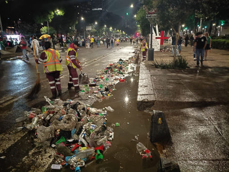 BASURA Y DESTROZOS EMPAÑAN LOS FESTEJOS EN EL ÁNGEL