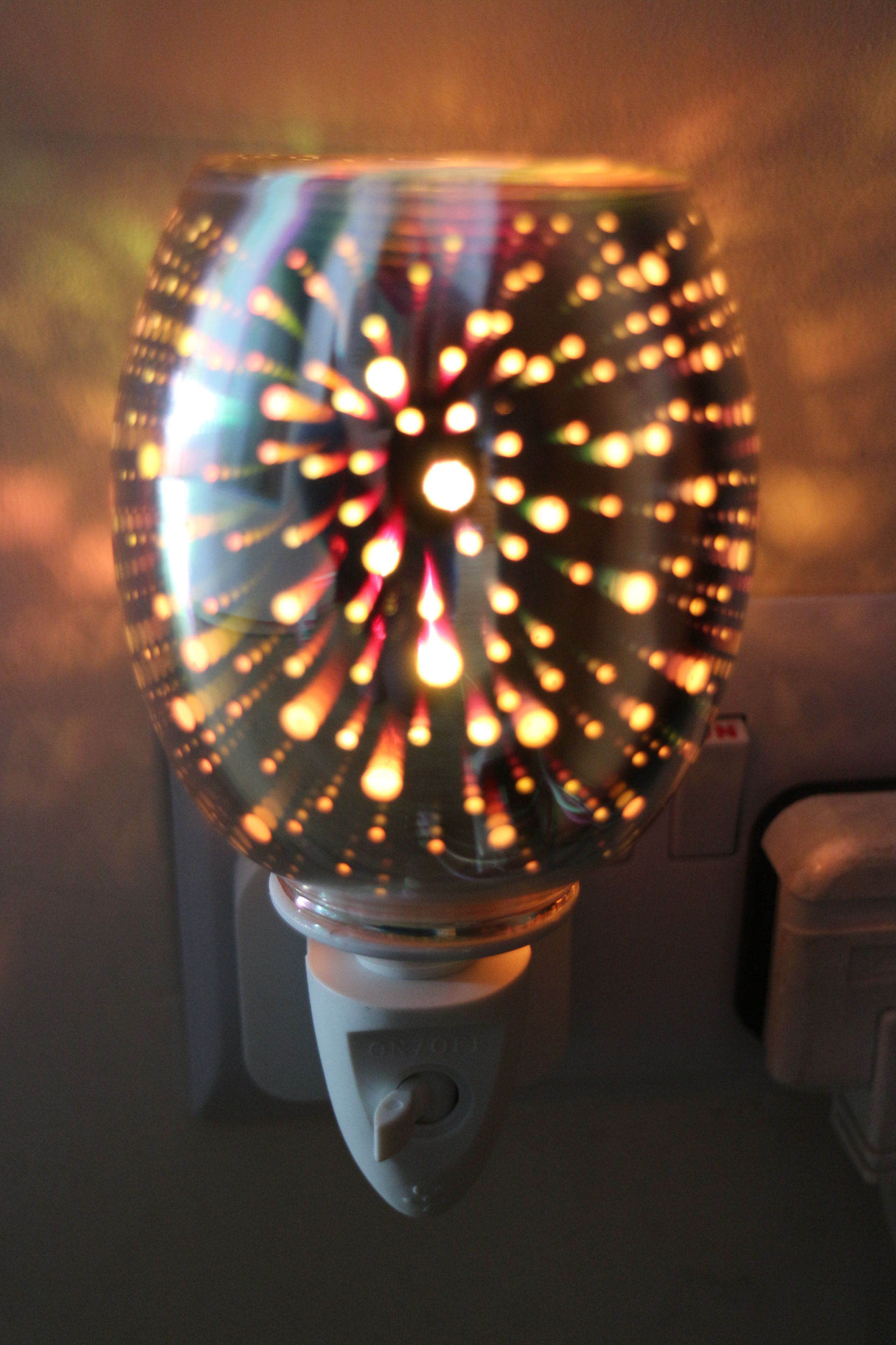 Plug In Glass 3D Oil Burner