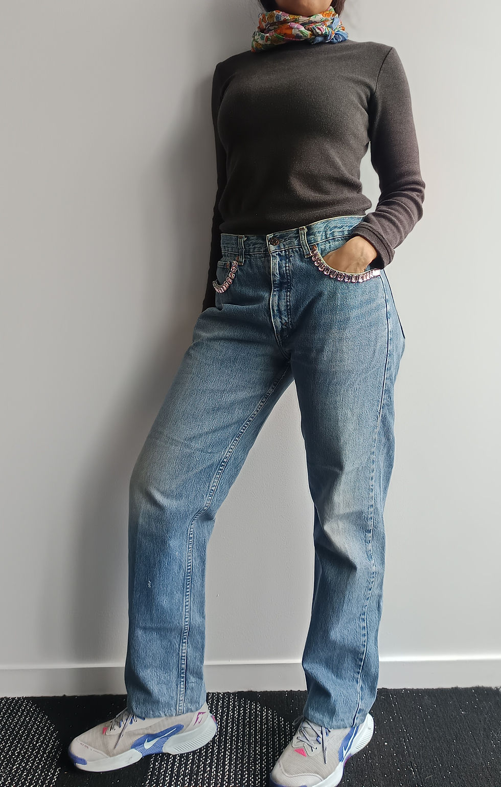 Thumbnail: Reworked light wash 615 Levi's jean - XS to L