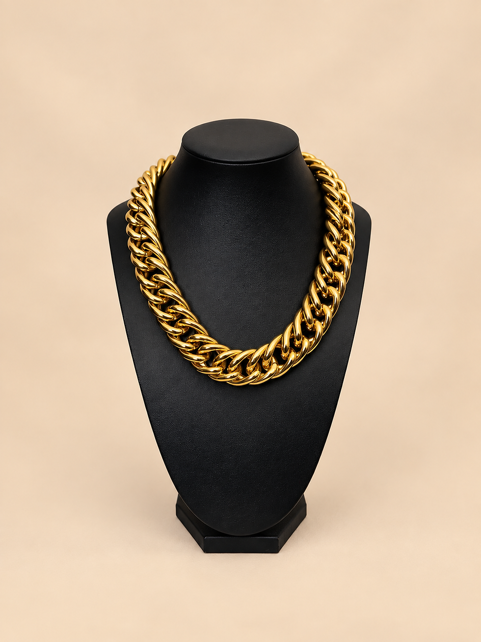Vintage gold-tone chunky curb chain necklace front view