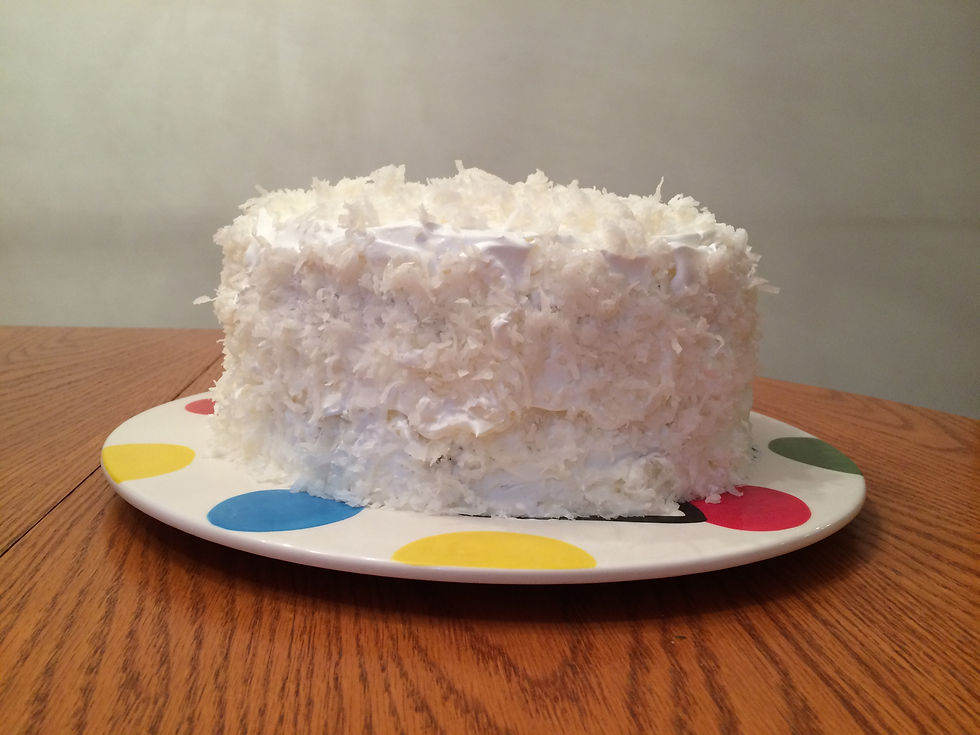 White Cake w. Coconut & Cream