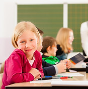 Mädchen im Klassenzimmer