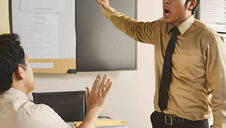 Mise à pied du salarié : comprendre les implications et les procédures