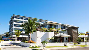 Tropical-style residence