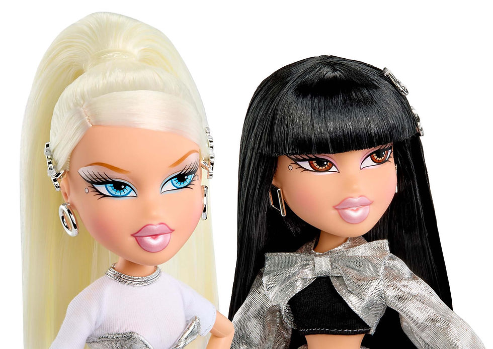 Thumbnail: Búp Bê Bratz Charmz with Collectible Charm Bracelet Cloe Yasmin Sasha Jade