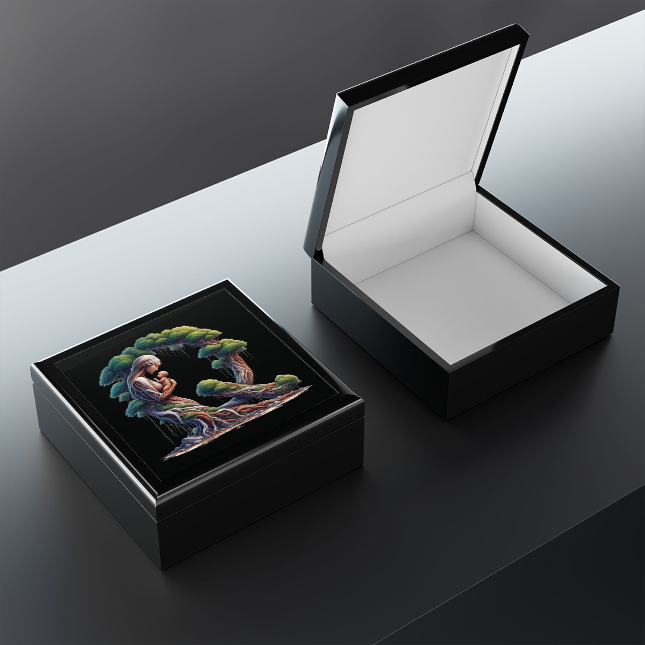 Mother Q Tree Keepsake Box