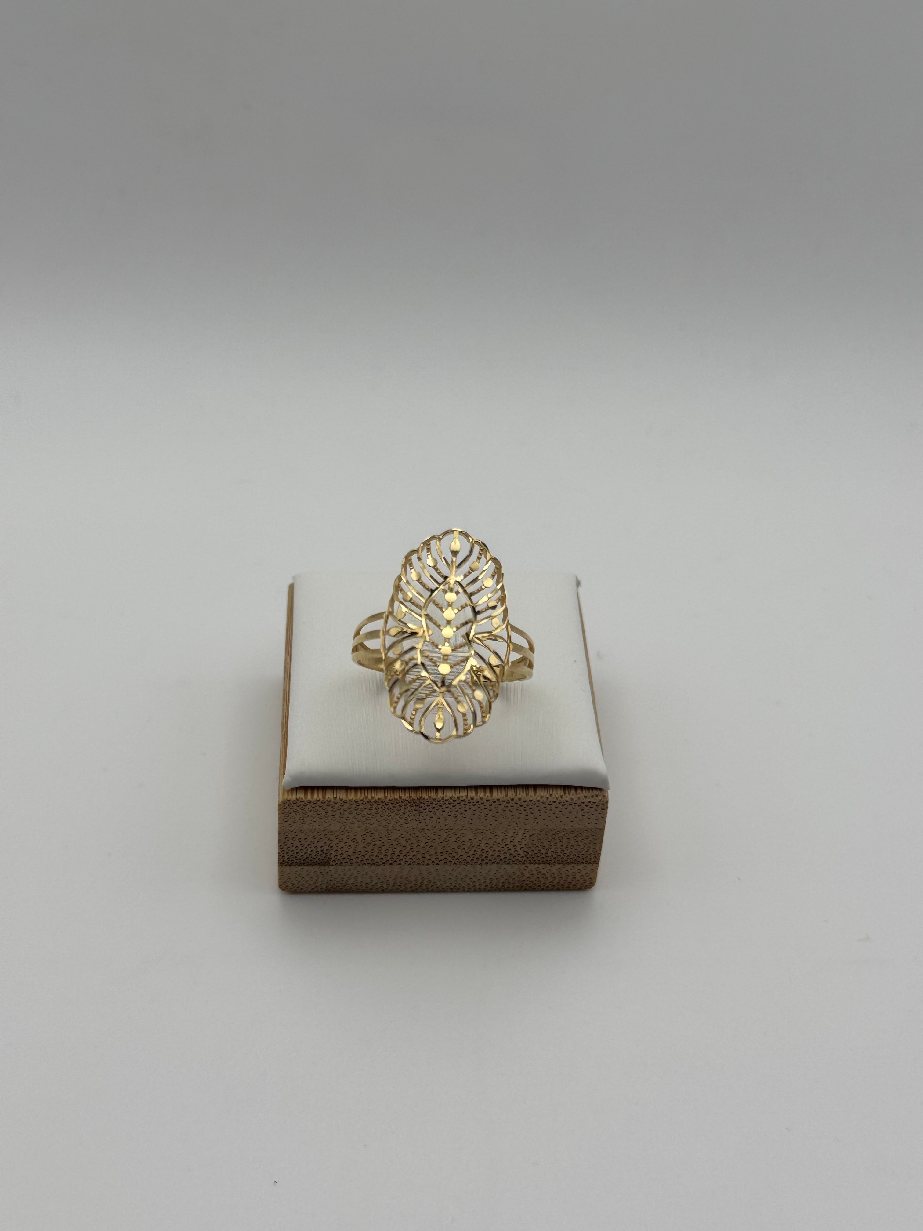 Leaf Ring (18k)