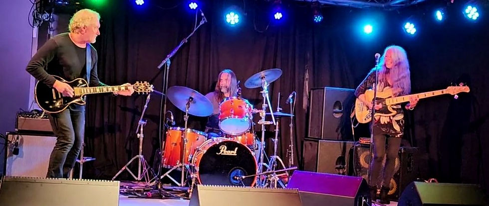Live music - Rebecca Johnson Band