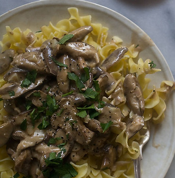 mushroom-stroganoff.jpg