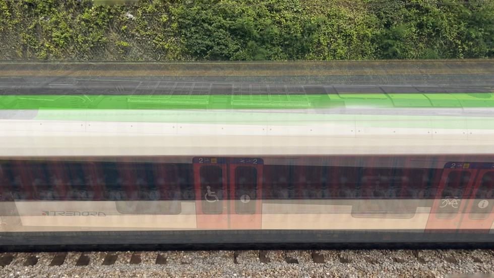 Tren, mouvement