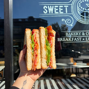 BLT