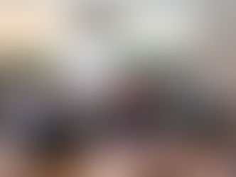 С праздником, девочки!