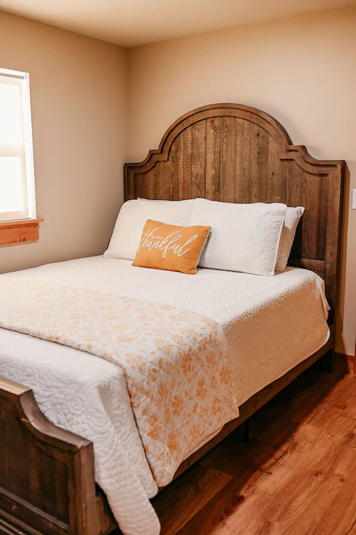 Bedroom 2 Queen Bed