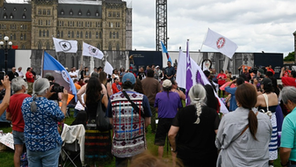 ¡Oponerse a la agenda acelerada de destrucción de naciones contra los pueblos de Quebec y Canadá y los pueblos indígenas! ¡Todo para proveernos de nuestro propio proyecto de construcción de la nación!