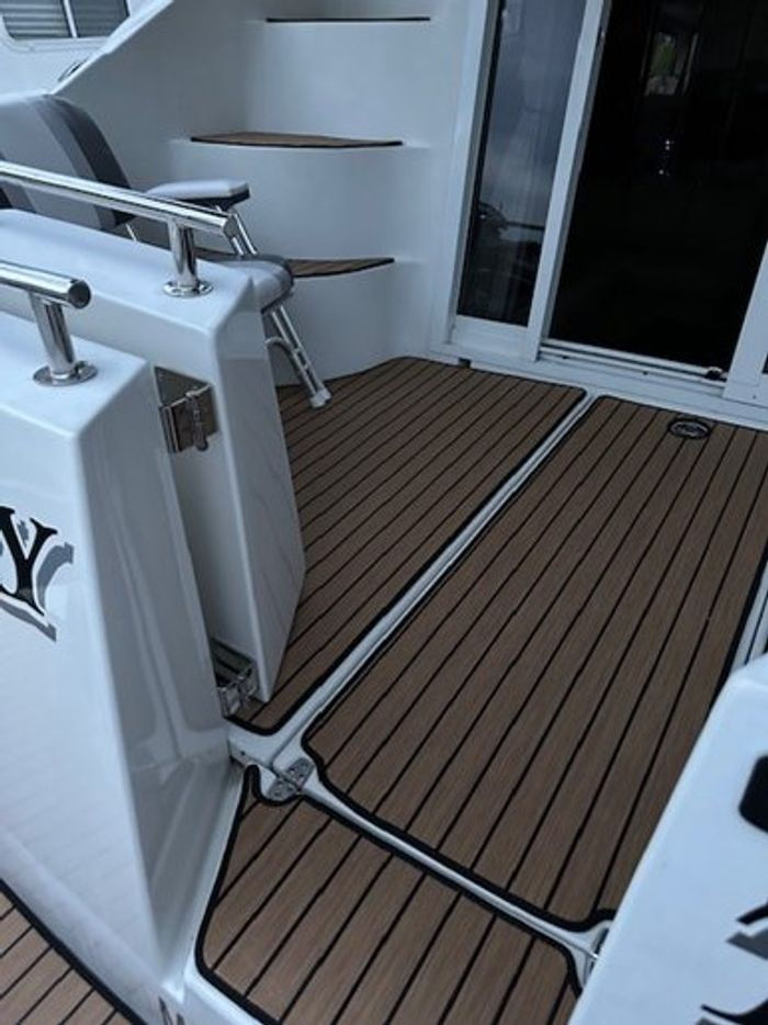 Miniature : Carver Mariner 36 2005