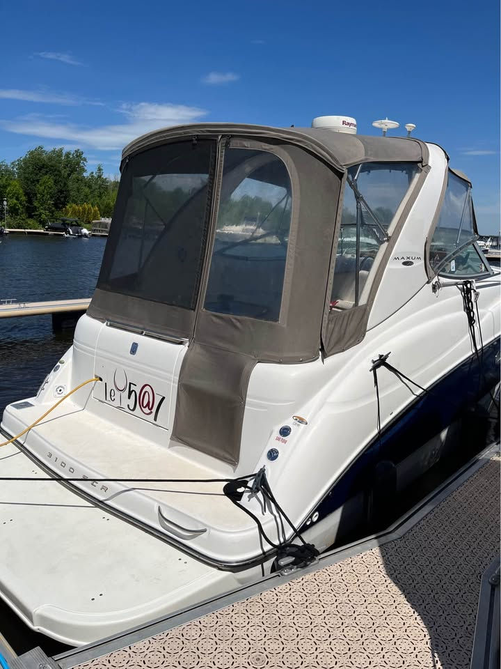 Miniature : Maxum 31 SCR 2003