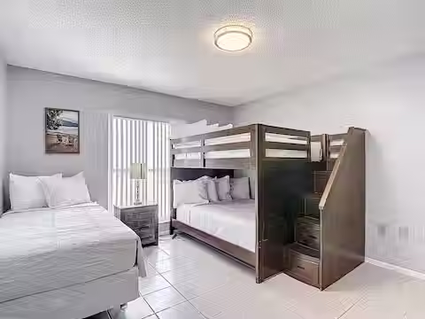 49006f34-8282-4060-a5cb-7b4fcf1c6eb9  bedroom2