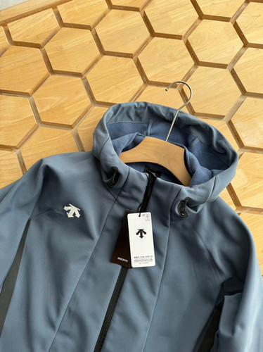 Descente Soft Shell Jacket 2024 Fall Winter Outdoor Water