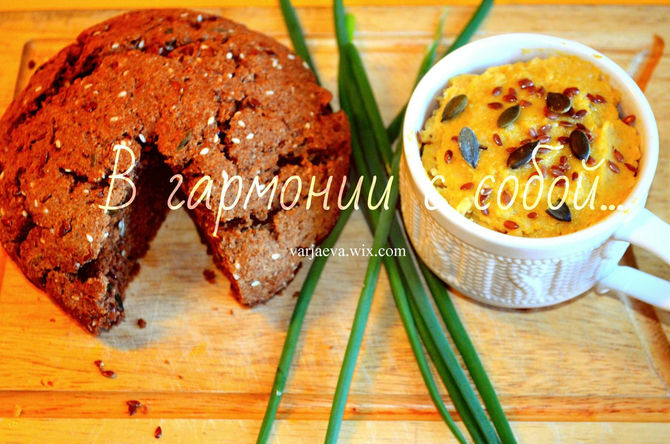 Полезный завтрак ( хлеб и хумус).
