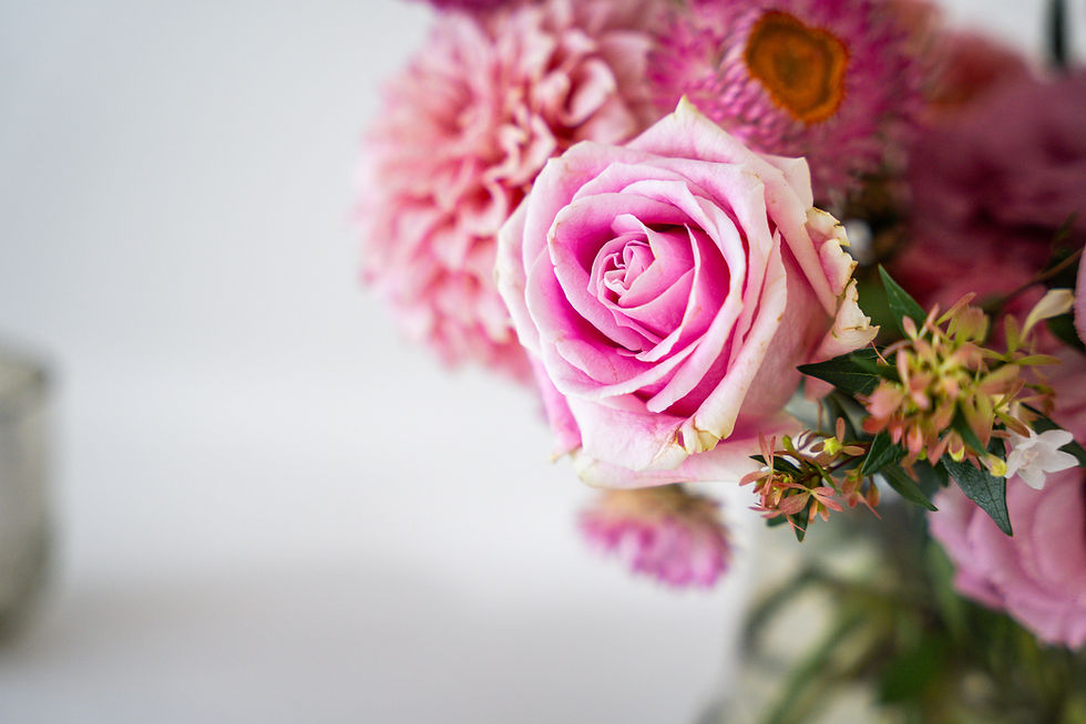 Thumbnail: Veza Centerpiece