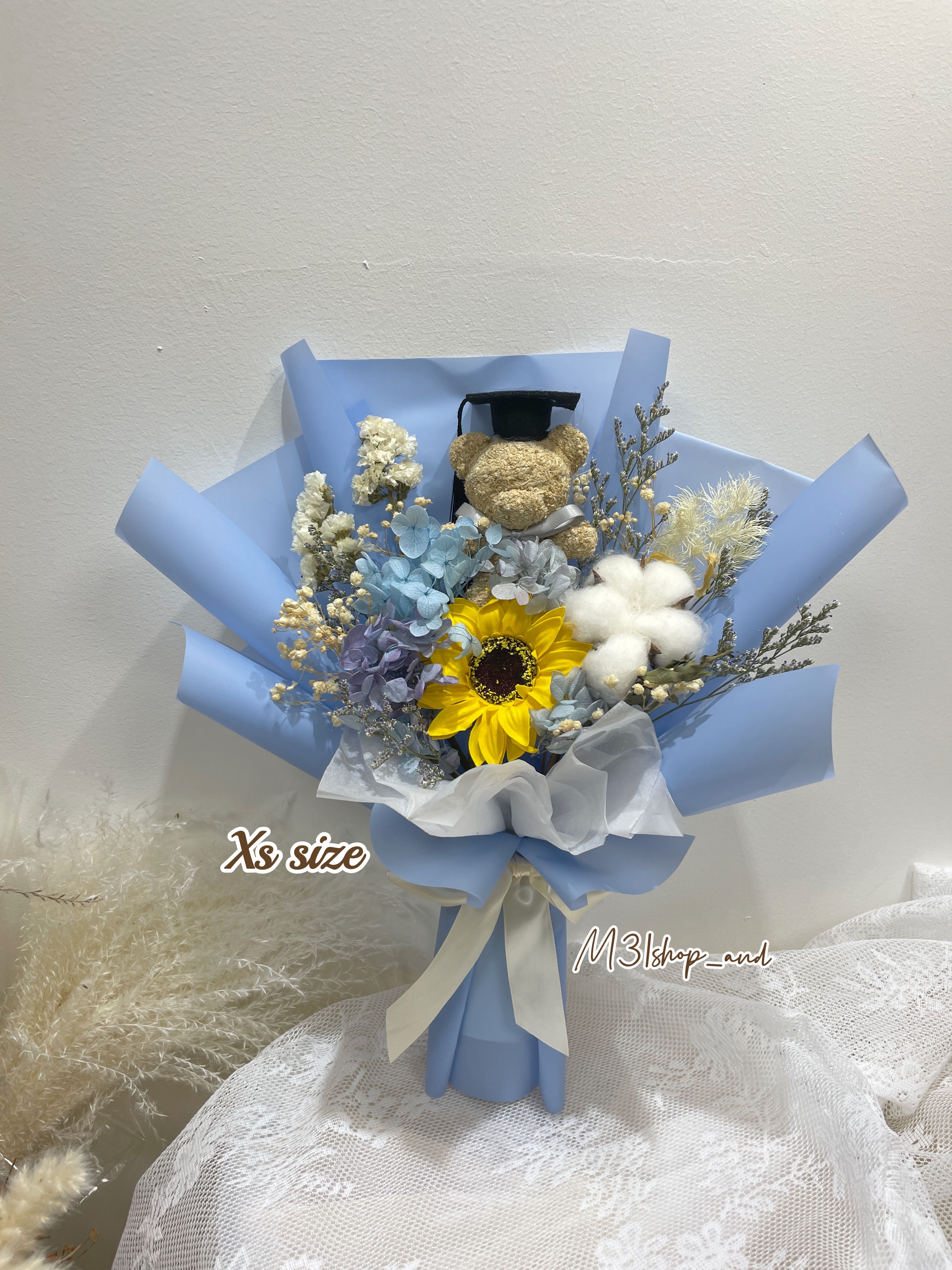 Xs size 🌈 太陽花繡球花花束🧸粉藍版本（價錢已包括🧸 +🎓）