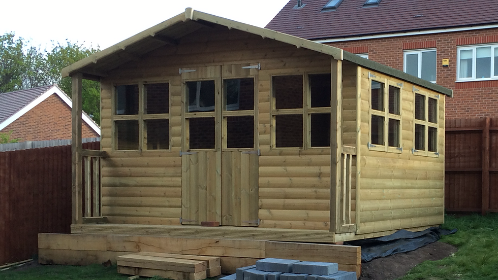 SUMMERHOUSES