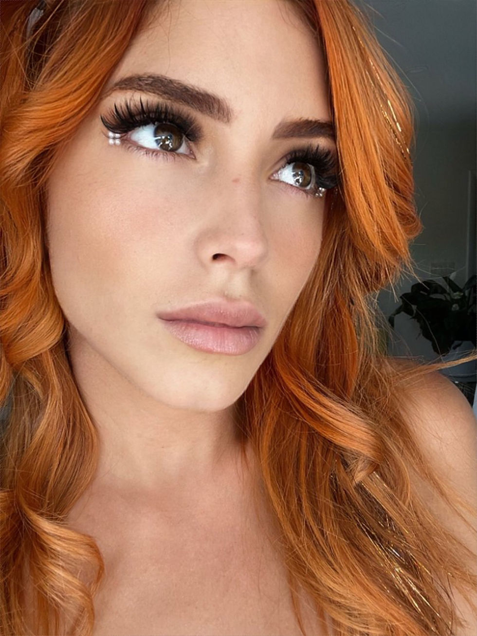 Thumbnail: Mykonos Volume Lashes 0.05 Single length- CC 