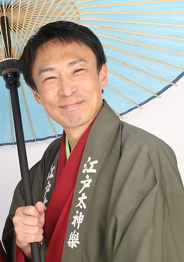 江戸太神楽 仙若(上半身).JPG